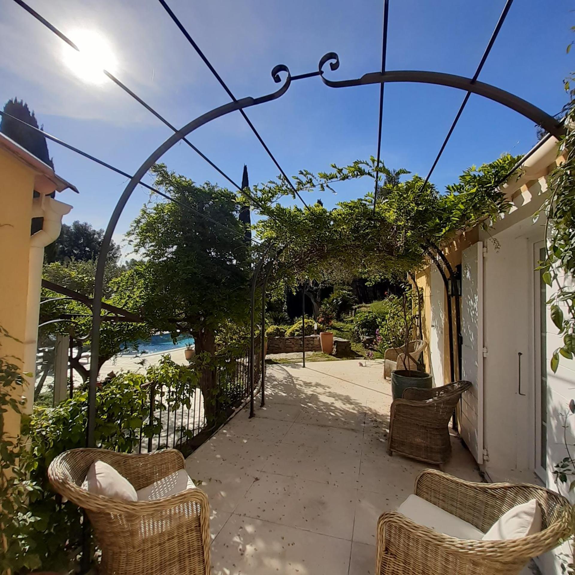 Bed and Breakfast Mas Lei Bancau Le Beausset Exterior foto